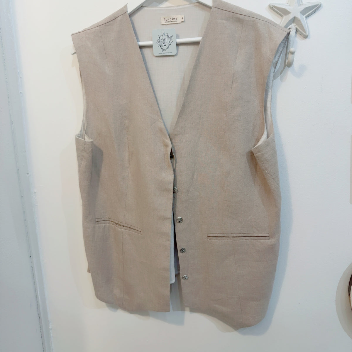 Luciee Natural Linen Button-Front Vest